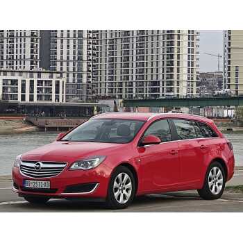 Opel Insignia 4х4 универсал 2014. Automatic diesel 2,0 165 hp.